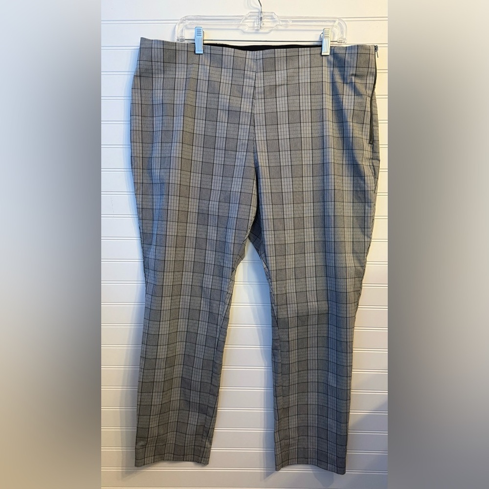 a new day Black and White Ankle Cropped Pants